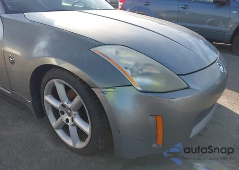 2004 Nissan 350Z Roadster from USA, damaged, VIN JN1AZ36A74M253796